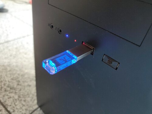USB - Stick "Logo Shine", Speicher 8GB